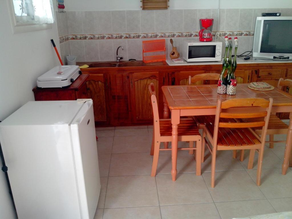 Maison Des Alizes Gros Cap Habitación foto